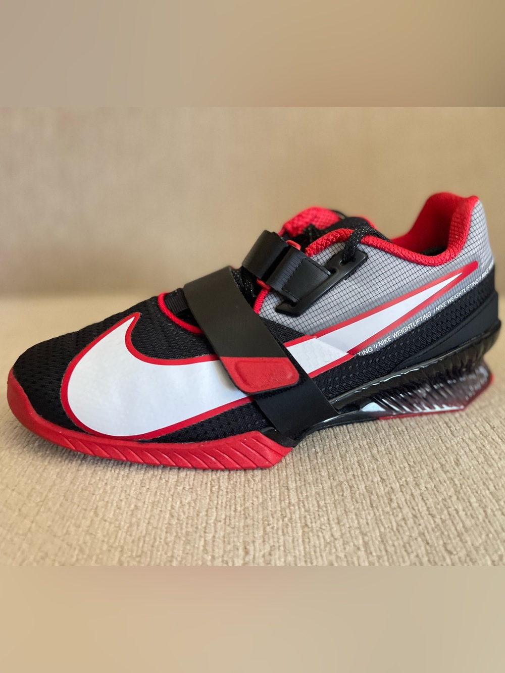 Size 10.5 - Nike Romaleos 4 Black University Red Weightlifting Shoes NEW
